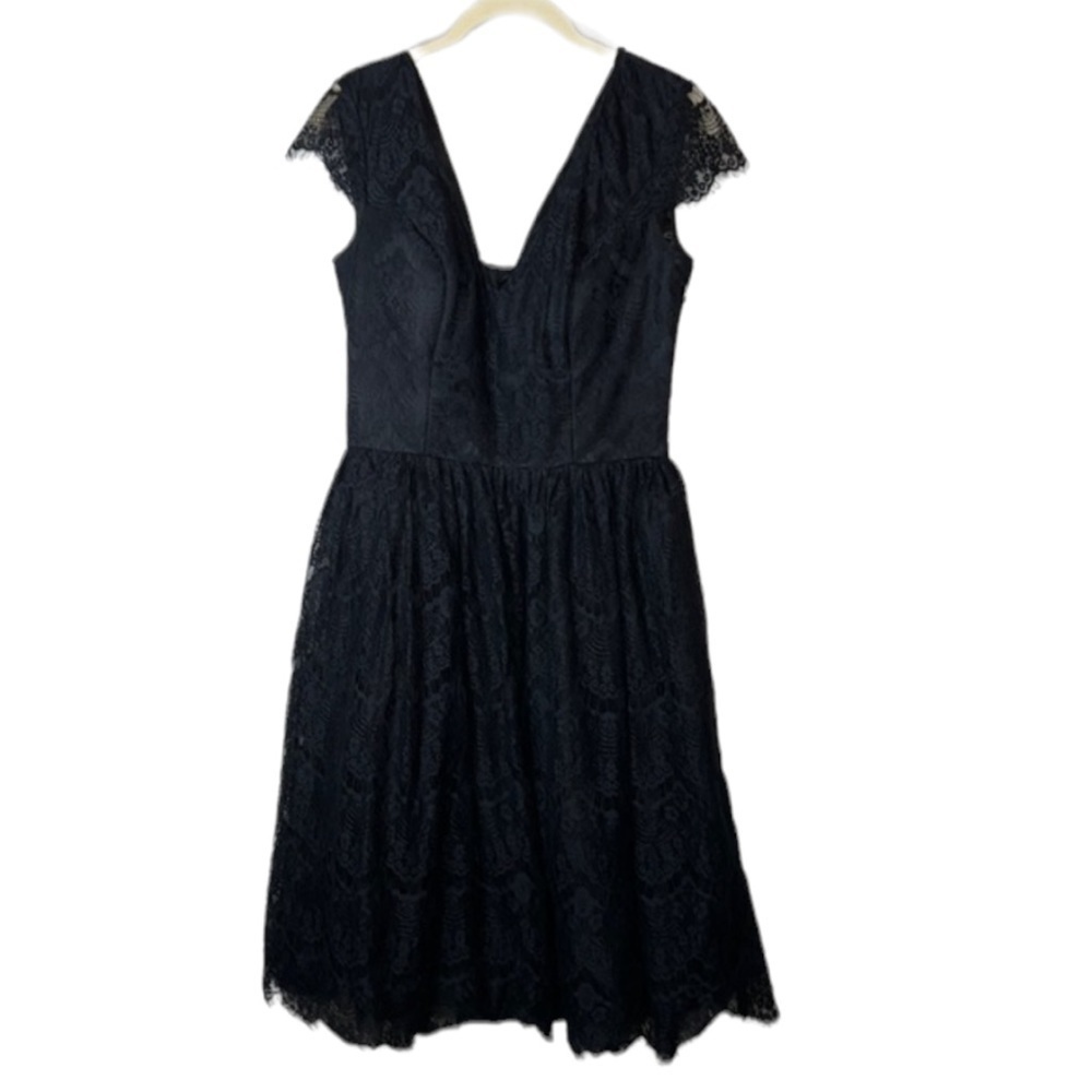 Chi Chi London Black Lace V-Neck Dress Size 8